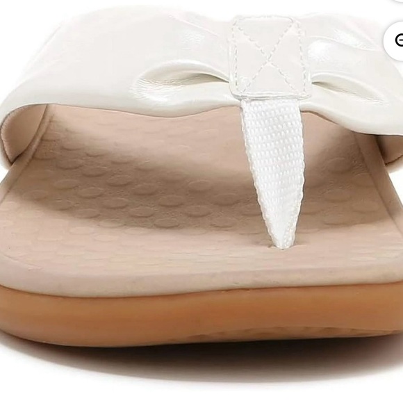 Vionic White and Tan Women's Orthotic Sandals - Picture 7 of 8